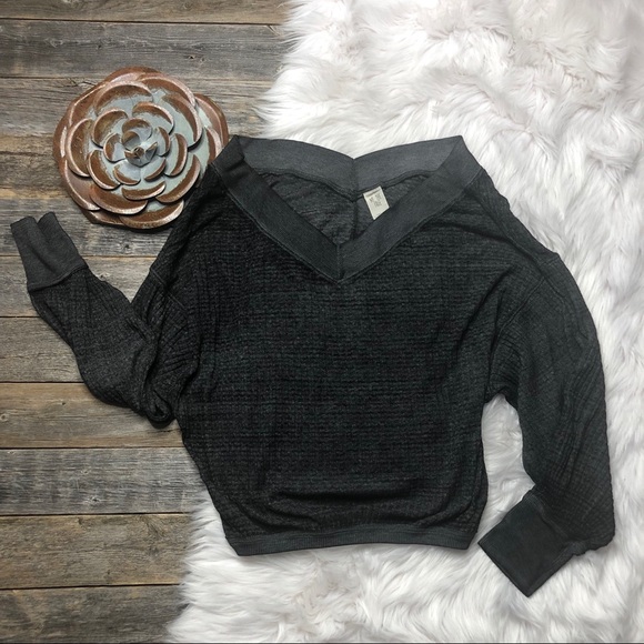 Free People Tops - FREE PEOPLE Top XS We The Free VNeck Slouchy